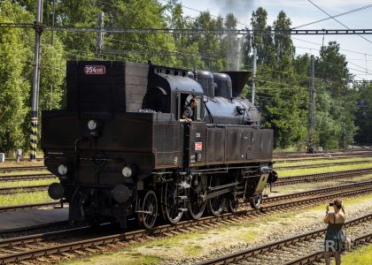 686acbf385661.jpg