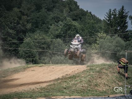 moto02.jpg